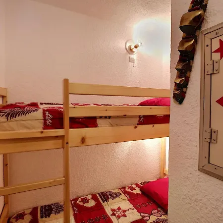Les Menuires: 2 Pieces+coin Montagne, 5 Pers, Aux Pieds, Balcon, Ascenseur - Fr-1-178-116 *