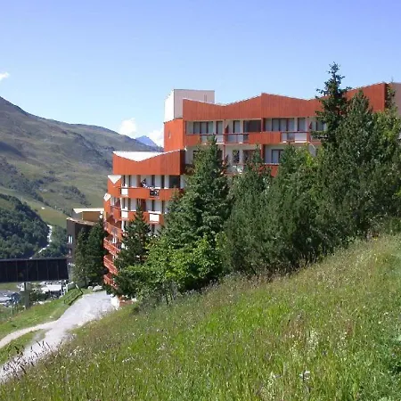 Apartment Les Menuires: 2 Pieces+coin Montagne, 5 Pers, Aux Pieds, Balcon, Ascenseur - Fr-1-178-116 *